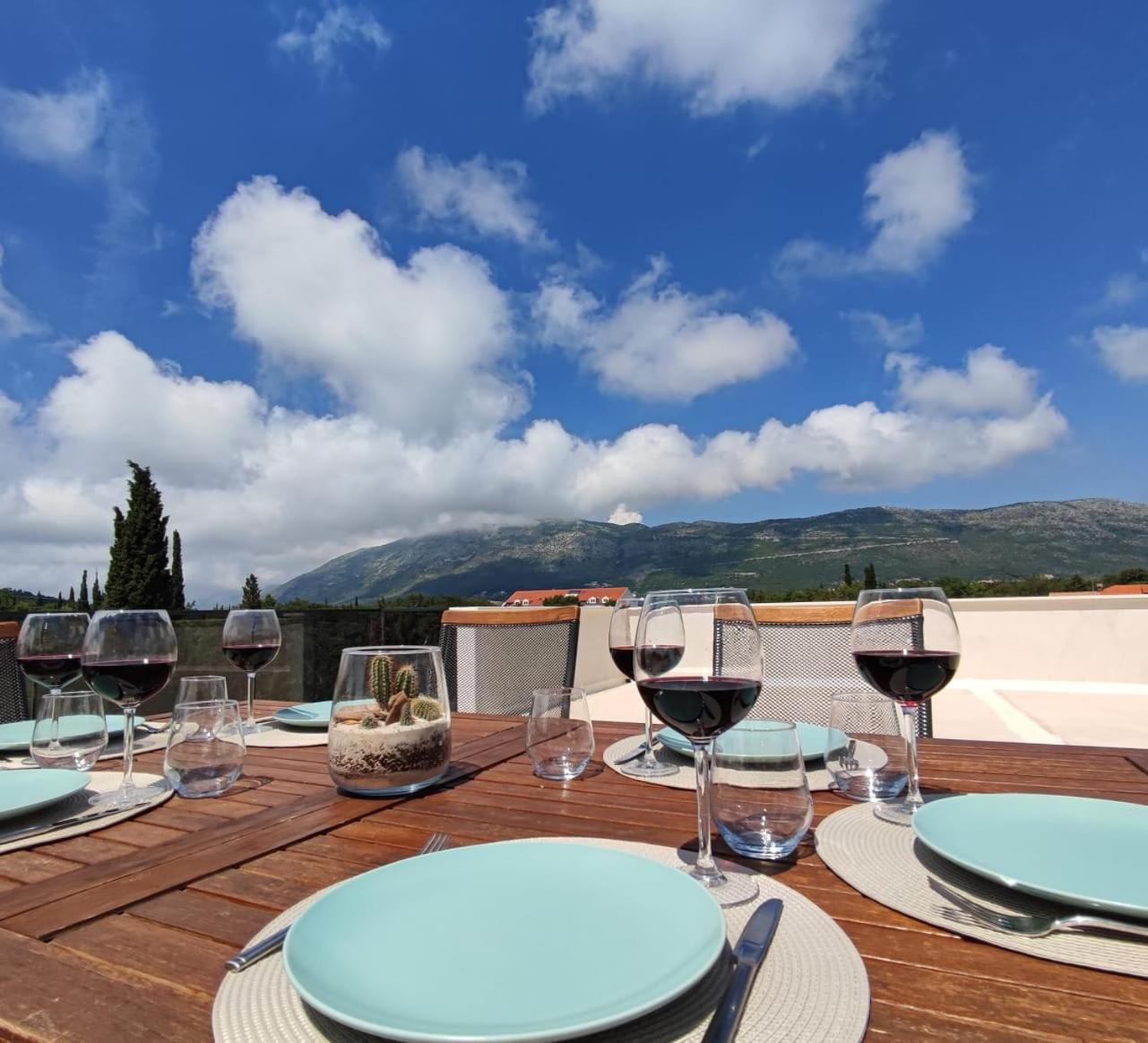 "Apartments Petra - 2 Bedroom With Swimming Pool" Cilipi Exterior photo